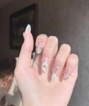 Nail에 있는 Dilys님의 핀 - 2021