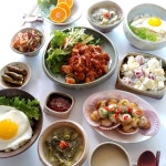 Instagram 上的 김여사밥상 / 집밥 /한식：「 🏡🍚 🍲초대 . 요즘 집순이가 다됐다 한번 안나가니 나가기싫어 방콕하고있다 이를... 