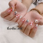 루시아 adlı kullanıcının 네일 panosundaki Pin