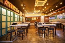 레트로 분위기 냉동삼겹살집 인테리어 (분당 서현동)