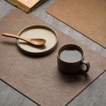 1pcs Light Luxury Solid Leather Placemat Coffee Brown PU Table Mat Waterproof Oilproof 1pcs Light Luxury Solid Leather Placemat... 