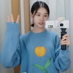<3 Pin by ౨ৎ on J (재이) | Zodiac signs, Jang yeeun, Graphic sweatshirt