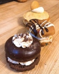 Pin by 에일리 윈저 on Donuts | Desserts, Food, Yummy