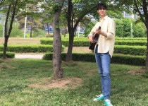 얼굴은 순둥한데 ‘키 185cm+태평양 어깨’로 넘사벽 피지컬 자랑하는 송강