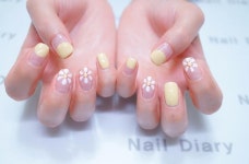 Nail&Pedicure에 있는 zzzieee님의 핀