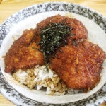 Instagram의 こまちゃん님: “そういえばソースカツ丼食べてなかったわーと思い出してソースカツ丼🍚 #ソースカツ丼 #食堂のソースカツ丼... 