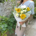 익산꽃집 땡큐오블리🍃 Since2017 on Instagram: “오늘 해바라기 예뿌네유🌻🌻🌻🌿 - - -…” in 2021