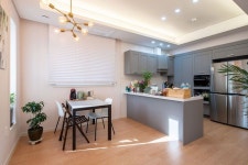 출근하고 쉬는 곳을 동시에, 성남고등지구 상가주택 | 1boon - 2020 | 집 꾸미기, 집, 안방