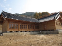 지난 10월 29일 화천그룹홈 다녀왔습니다.    이제 거의 완성된 모습에 감탄이 절로 나왔습니다.    우리 친구들이 이렇게 좋은 집에서 좋은... 