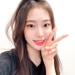 4,368 curtidas, 36 comentários - PlayM GIRLS(플레이엠걸즈) (@playmgirls) no Instagram: “[#조혜원] 지효언니가 핸드폰으로 찰칵🧐...