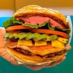 Instagram의 맛집방범대(맛방)님: “다운타우너 한남 대표님이 만든 햄버거 브랜드 입니당! 와 도랏;;;미쳤;;; 진짜루 내가 먹어본 버거중... 