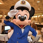 Pin page Disneyland Characters and Castles에 있는 Vickie DeMallie님의 핀 | 디즈니랜드