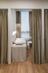 김정신피부크리닉 | Dermatology Clinic Interior l 피부과 인테리어 in 2024 | Interior architecture, Store interior, Interior design portfolio