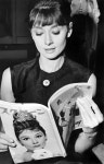 won suk lee님의 Audrey Hepburn 이미지 | 오드리 햅번, 흑백 사진, 헤어스타일