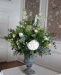 Follow the link for more information wedding arrangements home Follow the link to find out more... #weddingarrangementsideas... 