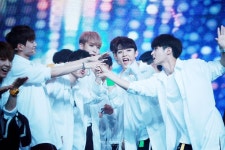 (5) 홍인더라잇 (@hongin_thelight) | Twitter | Rapper, Dance, Concert
