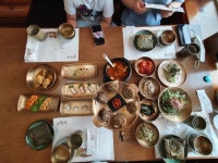 솔내음레스토랑 - 롯데 부여리조트 한정식 / 백반 / 정통 한식 | 맛집검색 망고플레이트 | 한식, 음식