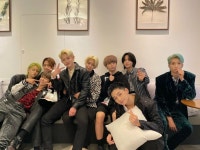 Pin de ᴡᴇɪʀᴅ ɢɪʀʟ ;; en тꜰɴ || 티에프앤 | Grupo de chicos, 11 de enero, Fandom