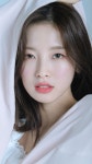 Arin (OH MY GIRL)에 있는 KOREANA WORLD님의 핀 | 미디엄 헤어스타일, 뷰티 메이크업, 풀메이크업