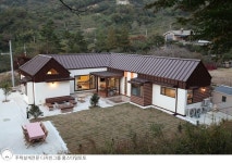 home sweet home에 있는 Minjeong Kim님의 핀 | 농가 리모델링, 전통 주택, 집 짓기