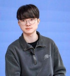 Pin page Ghim của SAMI SON trên T1 티원