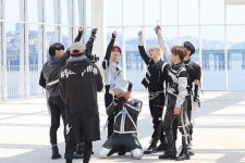 [온앤오프] ‘신세계 (New World)’ 퍼포먼스 버전 촬영 현장 비하인드 : 네이버 포스트 | 엔터테인먼트, 사람