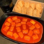 아무리 매워도 유부초밥은 떡볶이 국물에 찍어 먹는 게 국룰ㅋㅋ 라임 오졌다; 후식으로 아이스크림 두 개까지👏🏻 #먹스타그램… - 2021... 