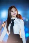 에이핑크(Apink), 경상대 축제 | Fashion, Style, White jeans