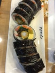 새우김밥. 별 하나. 고봉민김밥. Nowongu, Seoul, Korea 새우김밥. 별 하나. 고봉민김밥. Nowongu, Seoul, Korea | 음식