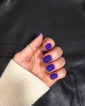 오이네일 🇰🇷 on Instagram: “오랜만에 @semi.pak  보라 무광💜 감기 때문에 코가 찔찔🤧 감기 됴딤해🤧” | Nails... 