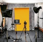 Pin by 민경 권 on DSLR | Photography studio decor, Studio photography, Studio setup