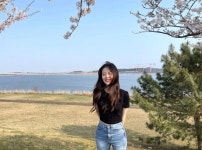 sua에 있는 연이님의 핀