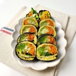 🍚밥 없는 키토 김밥 키토 김밥 만들 때 옆구리가 자꾸 터진다면 이... 유튜브 온스맘의 키토제닉 레시피에서 확인하실 수 있답니다. 📌프로필... 