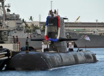 잠수함에 있는 SANG CHUL BYUN님의 핀