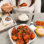 양념듬뿍치밥도시락,4800원,세븐일레븐 – 할인 이벤트 최신 정보 매콤달콤 양념에 숯불향을 듬뿍 입히고 청양 고추를 찹찹 썰어 올린 치킨 얹어... 