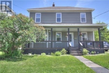 201 Wesley, Moncton, New Brunswick   E1C4W3 | 집