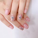 169 Likes, 1 Comments - 네일바이쭈 (@nail_by.jjoo) on Instagram: “꾸준한 인기 #자개네일 . . - 1:1관리 100%예약제 강남구 논현동... 