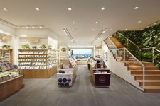 이니스프리 명동 플래그십 스토어 -innisfree Flagship Store Open in Myeongdong — Amorepacific Design Center | 디자이너, 카페... 