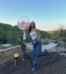 더르넬はInstagramを利用しています:「친구 생일날에 내가 인생샷을 건졌지모야ㅎㅎㅎ맨날 놀러만 다니고 싶다🤍」 in 2021... 