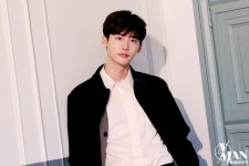 190225 [이종석] 이 집 화보 맛집이네!_CE&(씨이엔)비하인드_ 에이맨프로젝트 (10) | 한국 배우...