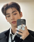 Pin page Pin by ࣪𓇻 ݁ on ㅤㅤ:ㅤㅤ୨𐍸୧ㅤ8turn | Turn ons, Zip, Stunning
