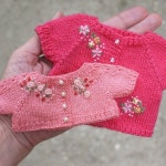 자수 손뜨개 인형옷 해외자료 모음~ : 네이버 블로그 | Crochet doll clothes, Knitted dolls, Baby knitting