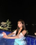 Instagram의 여성경님: “수영 꼭 연습한다! #여수 #핀란드의아침 #밤수영” - 2021 | 수영, 핀란드, 밤