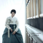 고급지고 우아한 한복을 찾으신다면 세련된 디자인에 #테힐라한복 . . . . . 🏘매장소개 . 🌼목동점 🌼미아점 🌼사당점…