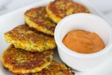 Pan Fried Broccoli Cakes ( Gluten Free Keto Broccoli Fritters) | Recipe | Broccoli fritters, Fried broccoli, Fritter recipes