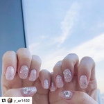 Repost @y… | 크리스마스, 네일아트, 아트 ✨마틸다네일샵 잠실본점 ✨잠실네일샵 / 이달의아트 on Instagram: “이번달 크리스마스 아트... 