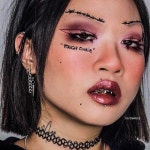 Eyebrow Accessories | Eyebrow Gel And Brush | Threaded Beauty 20190806 | 메이크업, 스타일, 쥬얼리