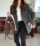 경현 on Instagram: “좋아하는 색조합🤎 #KDRMARKET” | Fashion, Rebecca minkoff hobo, Rebecca minkoff