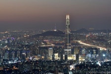 가보고 싶었던 서울 야경촬영 포인트 남한산성으로 향했습니다. 송파대로에서 남한산성 방향 하늘을 보니 아파트에서 보았던 하늘과 다르게 미세..