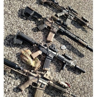 AR-15에 있는 필리아님의 핀